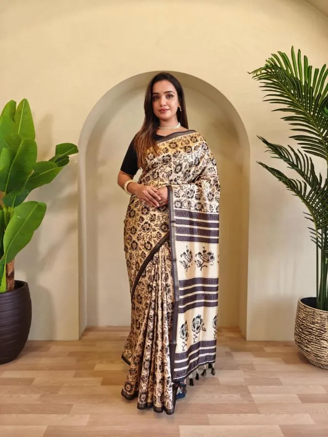 Dola viscose stylish look saree - Cream