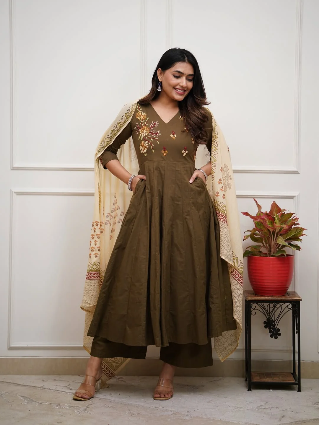 Premium Cotton Hand Work Kurta Pant Dupatta Set for Women – Elegant Traditional Craft Ethnic Wear - Image 3