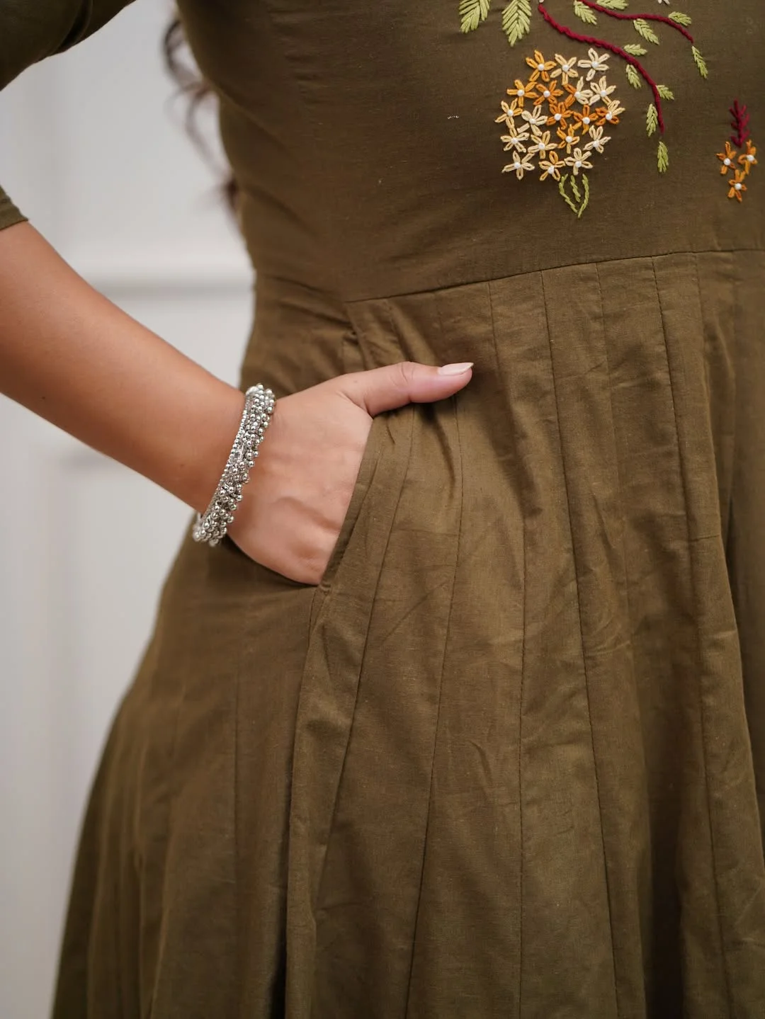 Premium Cotton Hand Work Kurta Pant Dupatta Set for Women – Elegant Traditional Craft Ethnic Wear - Image 4