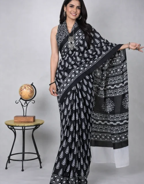 Elegant Bagru Block Print Cotton MulMul Sarees with Blouse - Black & White